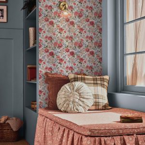 Maryfield, landlig tapet med fargerike blomster