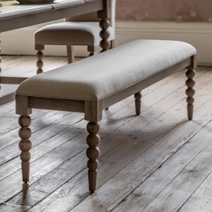 Artisan, spisebenk i kalkvasket eik , trukket i beige stoff
