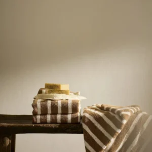 Bonnie Håndkle 70x140 - Brun