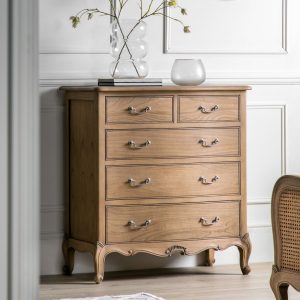 Chic, kommode i rustikk fransk landstil