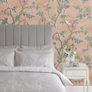 Eglantine, rosa tapet i fransk landstil fra Laura Ashley
