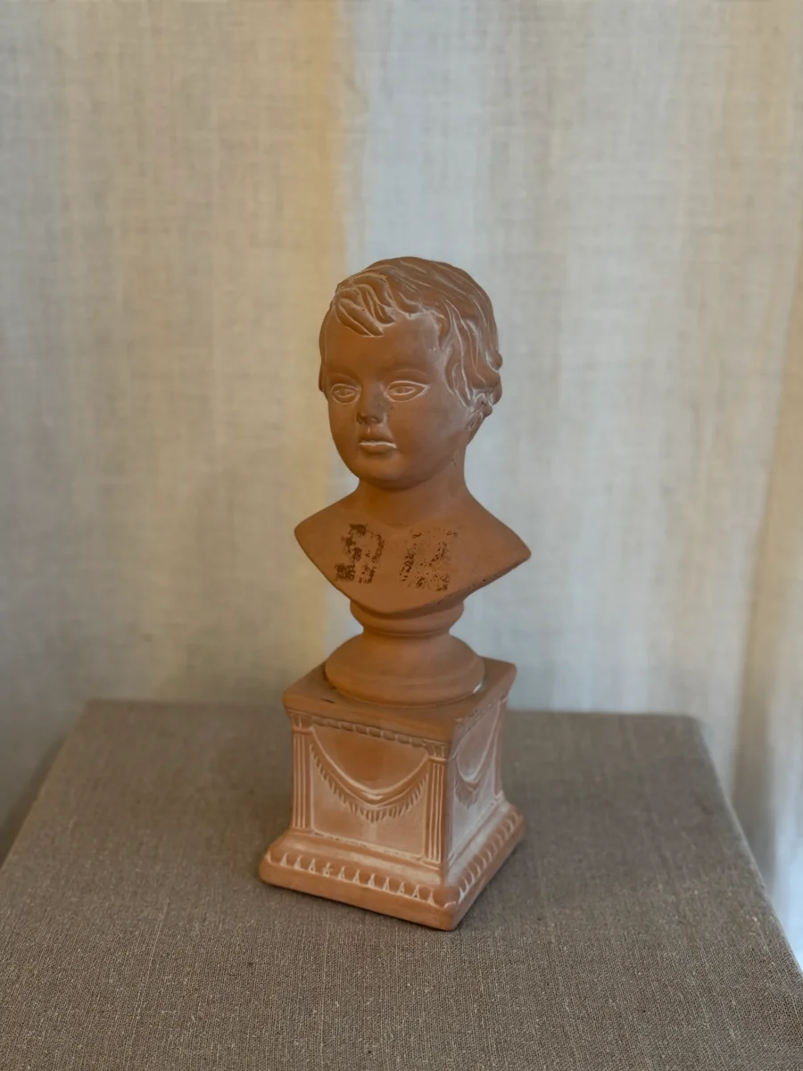 Byste Hode Terracottafarget