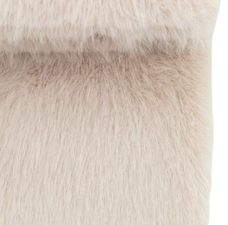 Maple, stort, deilig og mykt pelspledd/sengeteppe i beige - Image 5