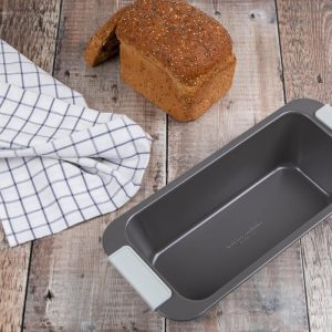 «non stick» stor brødform (2.9l) med salviegrønne håndtak fra Laura Ashley