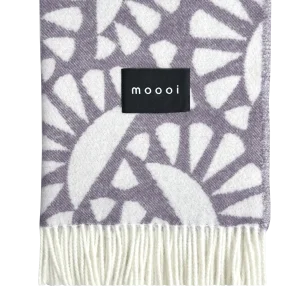 Moooi Woodblock Beetle Ullpledd Plum cream